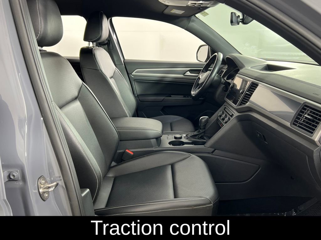 Used 2020 Volkswagen Atlas Cross Sport SE image 11