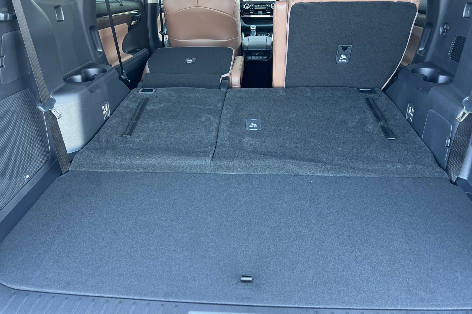 New 2025 Toyota Highlander XLE image 13