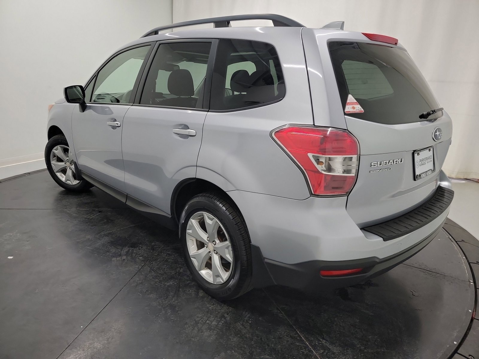 Used 2016 Subaru Forester 2.5i Premium w/ All-Weather Package image 6