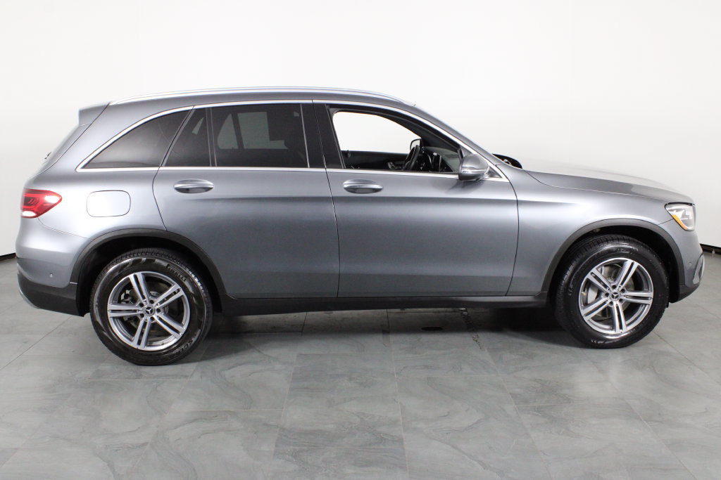 Used 2020 Mercedes-Benz GLC 300 image 11