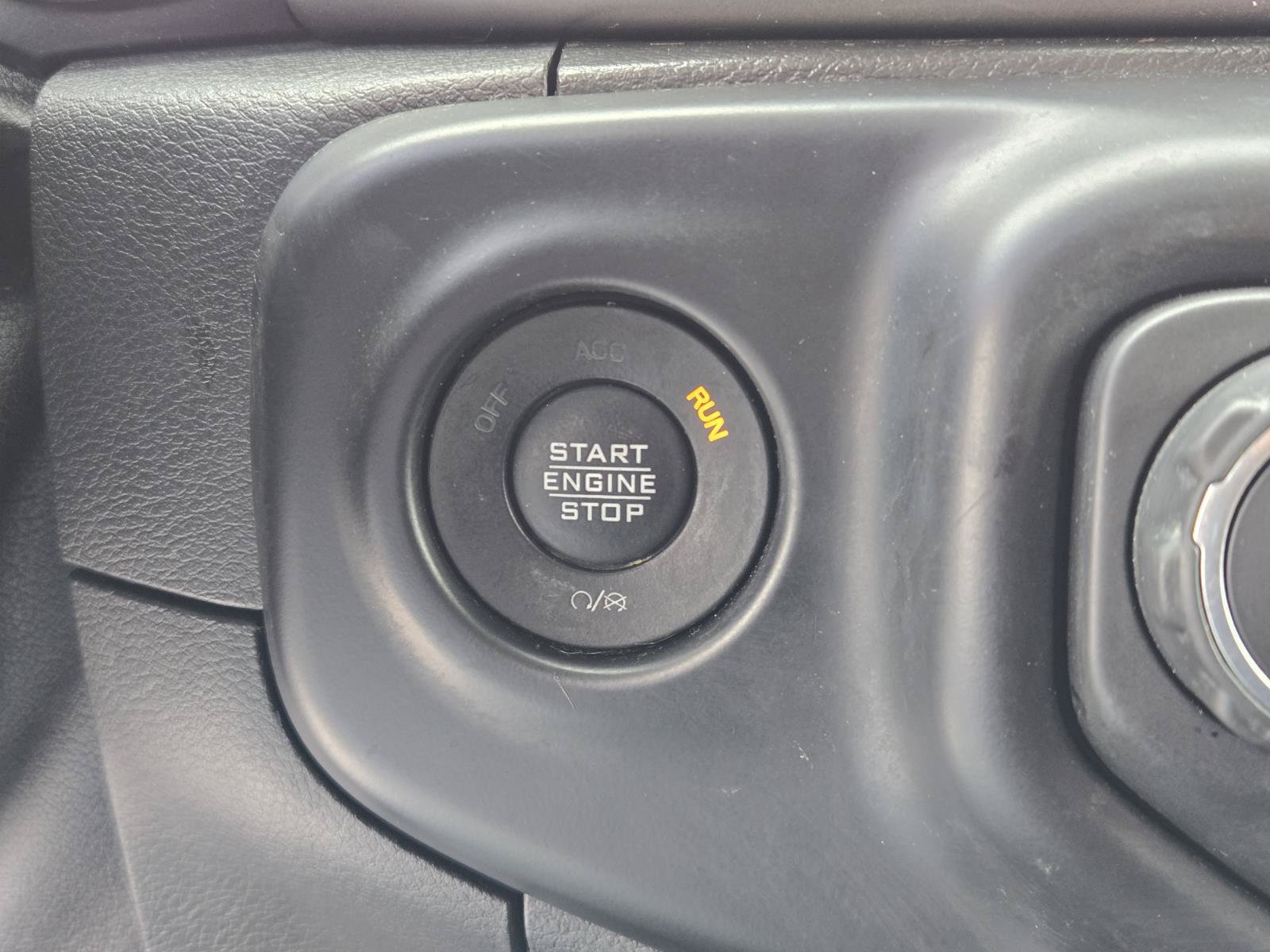 Used 2021 Jeep Wrangler Sport AWD/4WD image 11