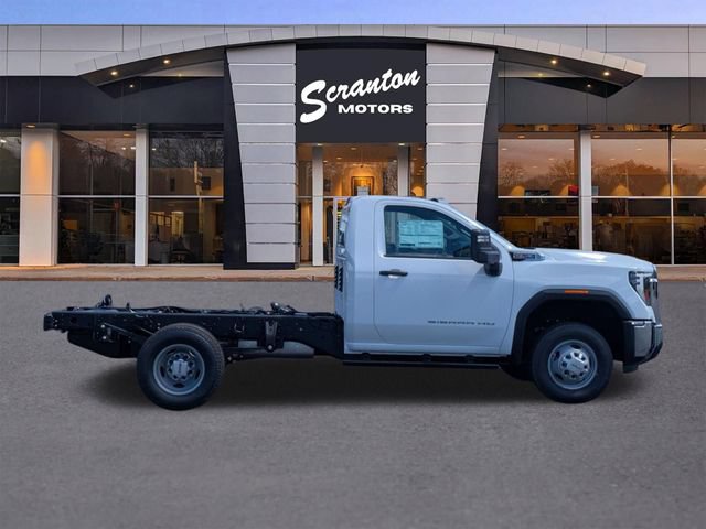 New 2026 GMC Sierra 3500 Pro w/ Fleet Convenience Package AWD/4WD image 6