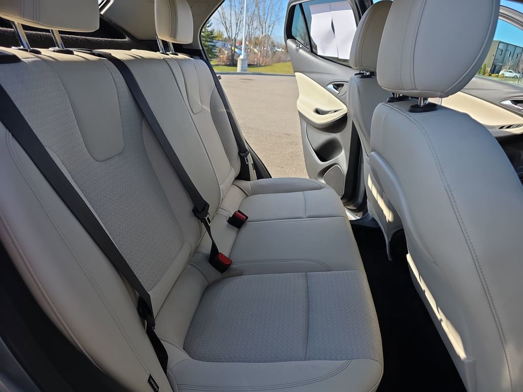 Used 2023 Buick Encore GX Preferred w/ Cold Weather Comfort Package image 11