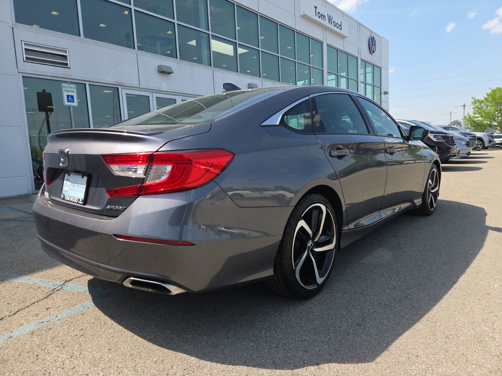 Used 2020 Honda Accord Sport image 10