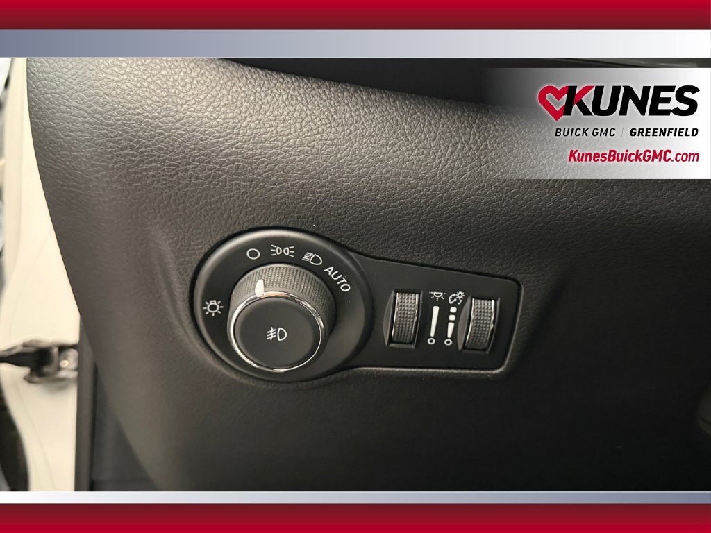 Used 2025 Jeep Compass Limited AWD/4WD image 19