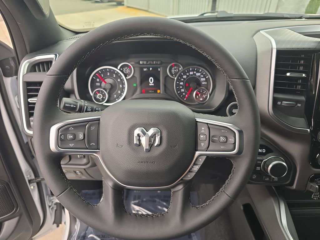 New 2026 RAM 1500 Big Horn AWD/4WD image 16