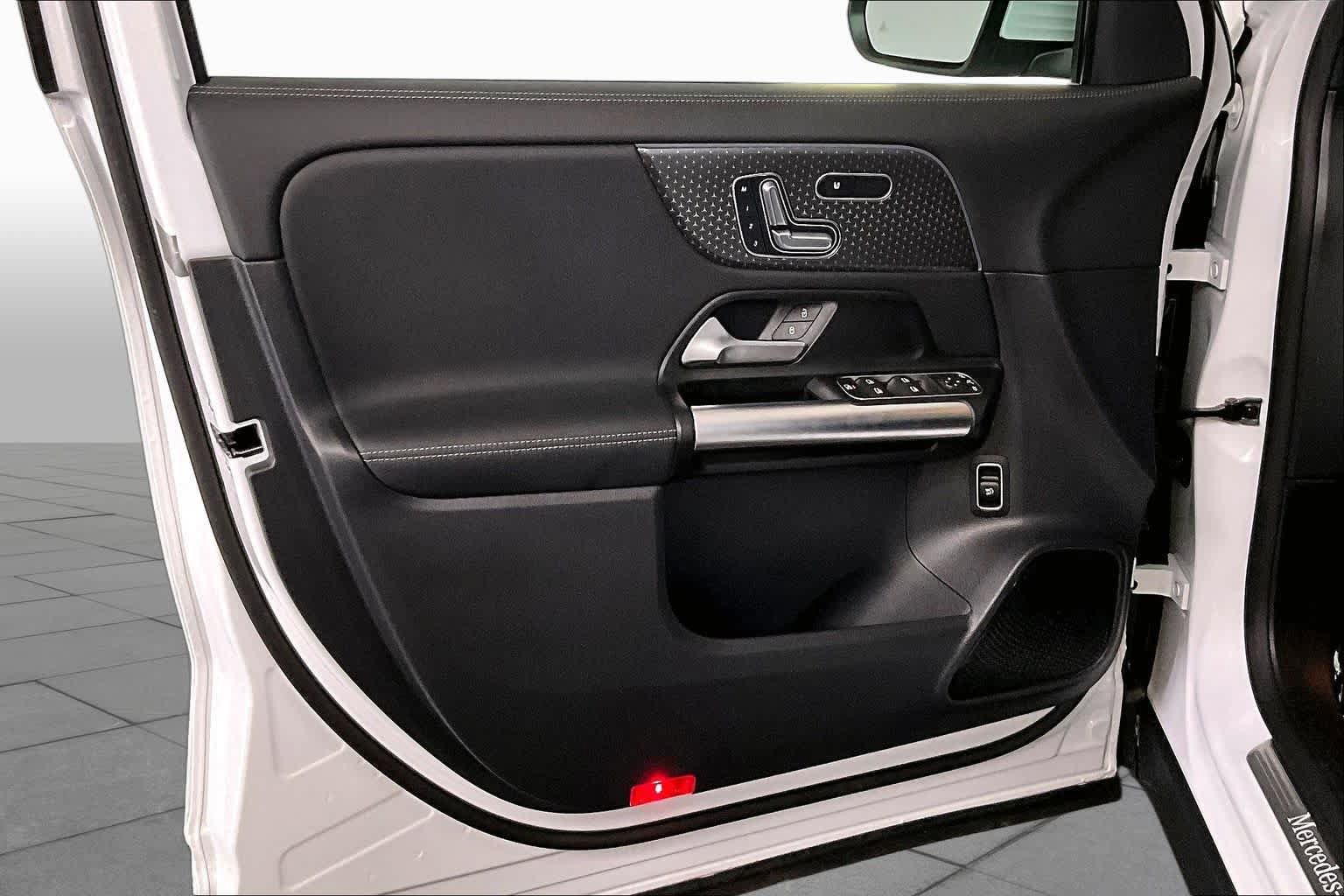 Certified 2024 Mercedes-Benz GLA 250 4MATIC image 22