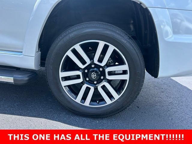 Used 2024 Toyota 4Runner Limited AWD/4WD image 10