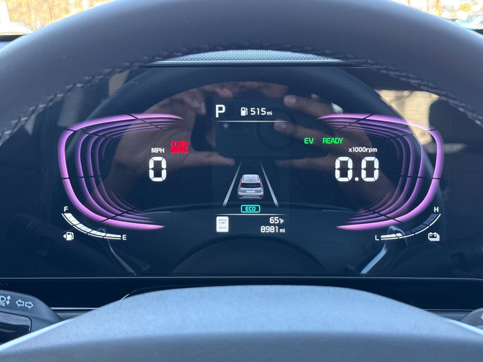 Used 2025 Kia Niro EX Touring image 24