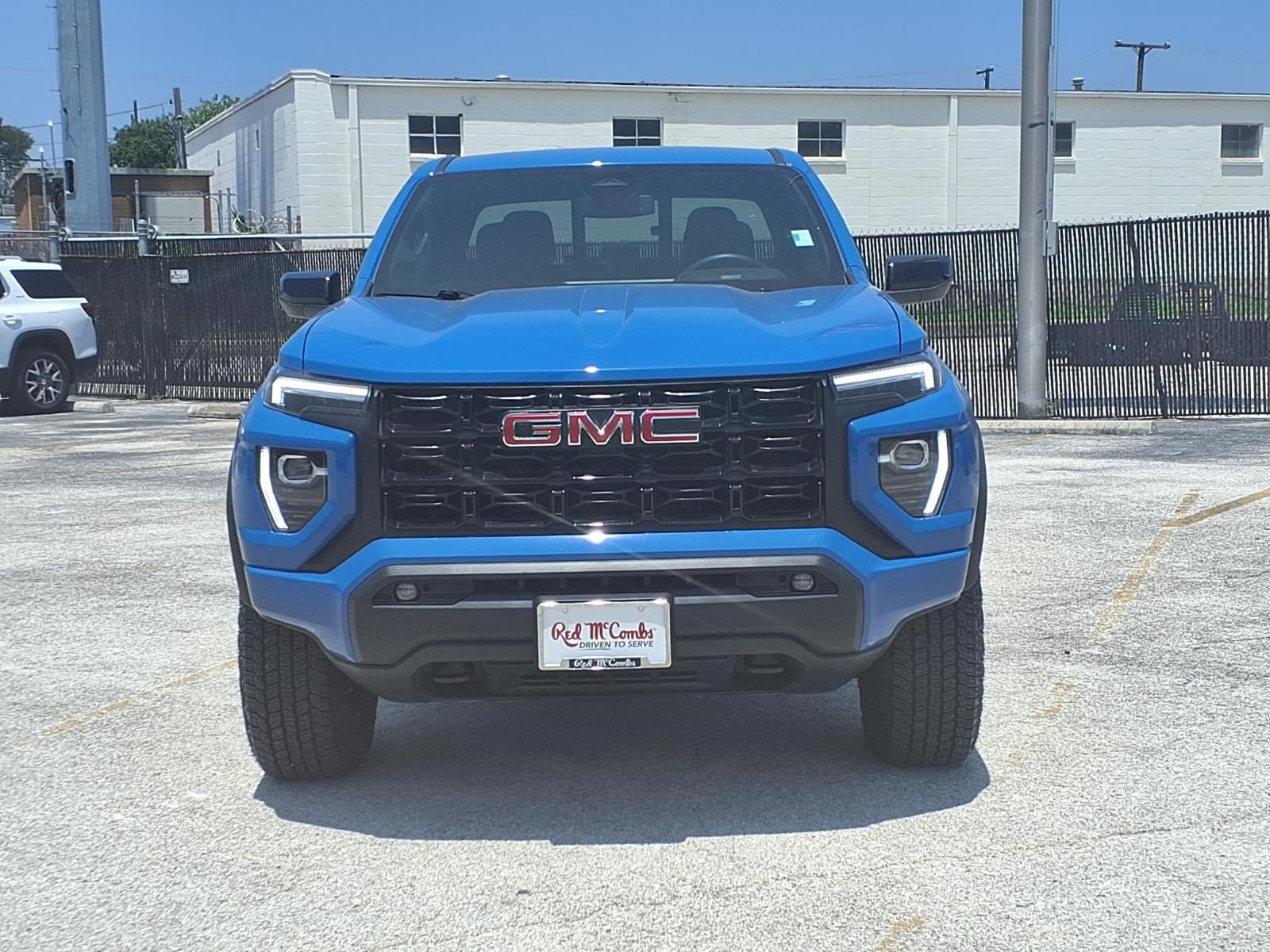 Used 2025 GMC Canyon Elevation w/ Convenience Package RWD image 2