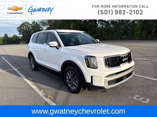 Used 2025 Kia Telluride LX FWD image 3