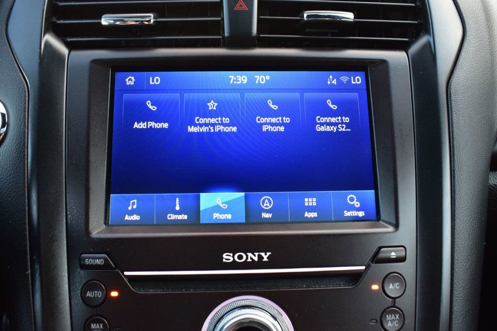 Used 2020 Ford Fusion Titanium image 36