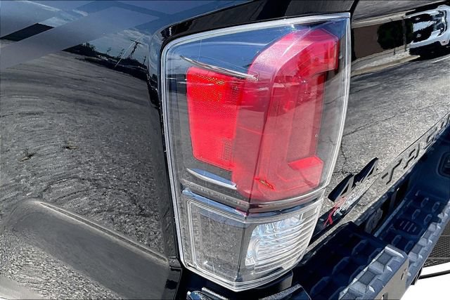 Used 2019 Toyota Tacoma TRD Pro AWD/4WD image 23