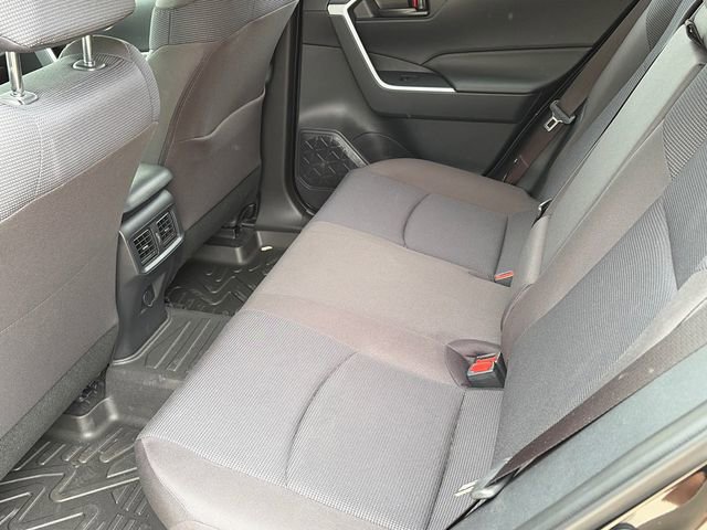 Used 2025 Toyota RAV4 LE AWD/4WD image 12