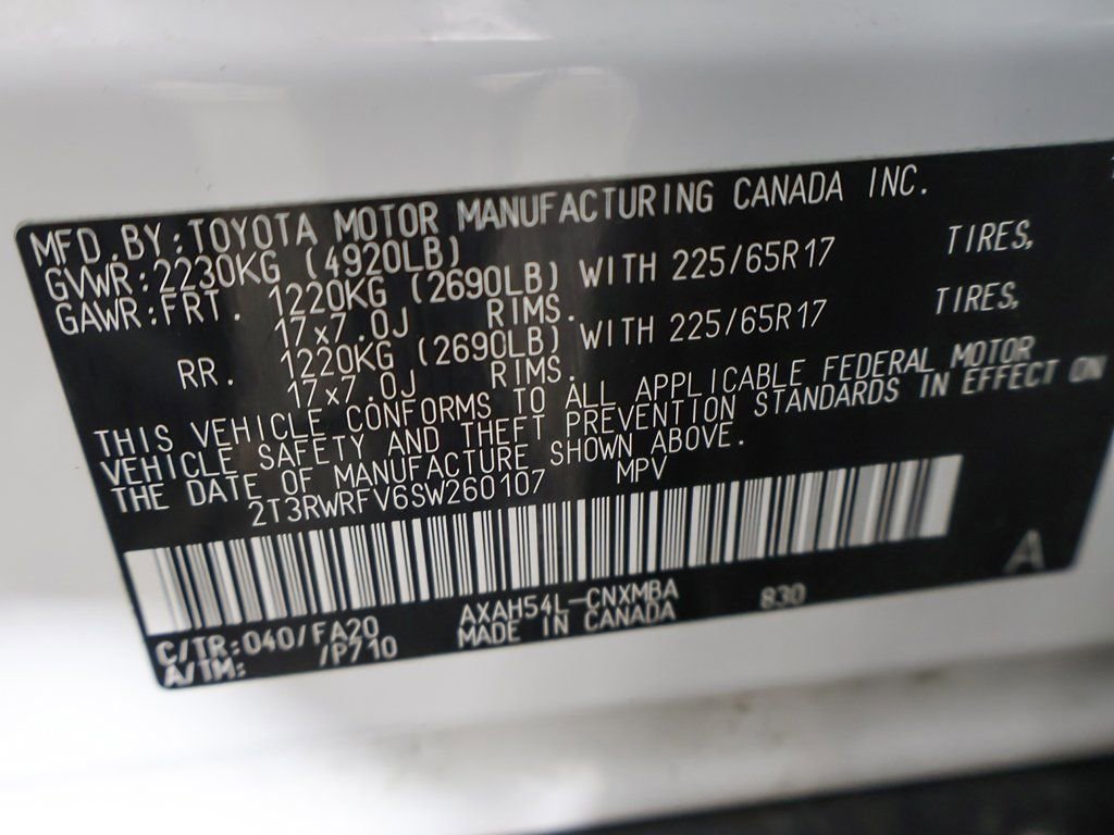 Used 2025 Toyota RAV4 XLE AWD/4WD image 44