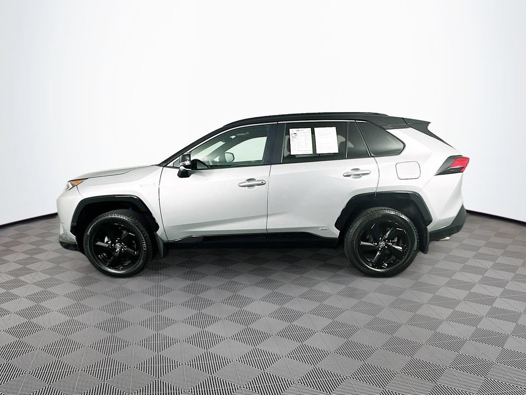 Used 2021 Toyota RAV4 XSE AWD/4WD image 5