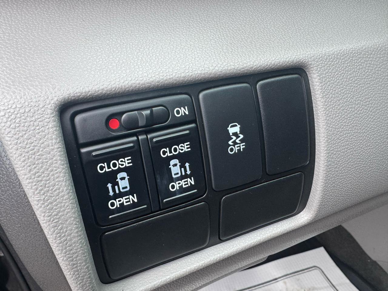 Used 2015 Honda Odyssey EX image 20