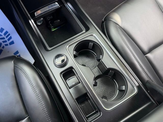 Used 2023 Lincoln Corsair AWD image 34