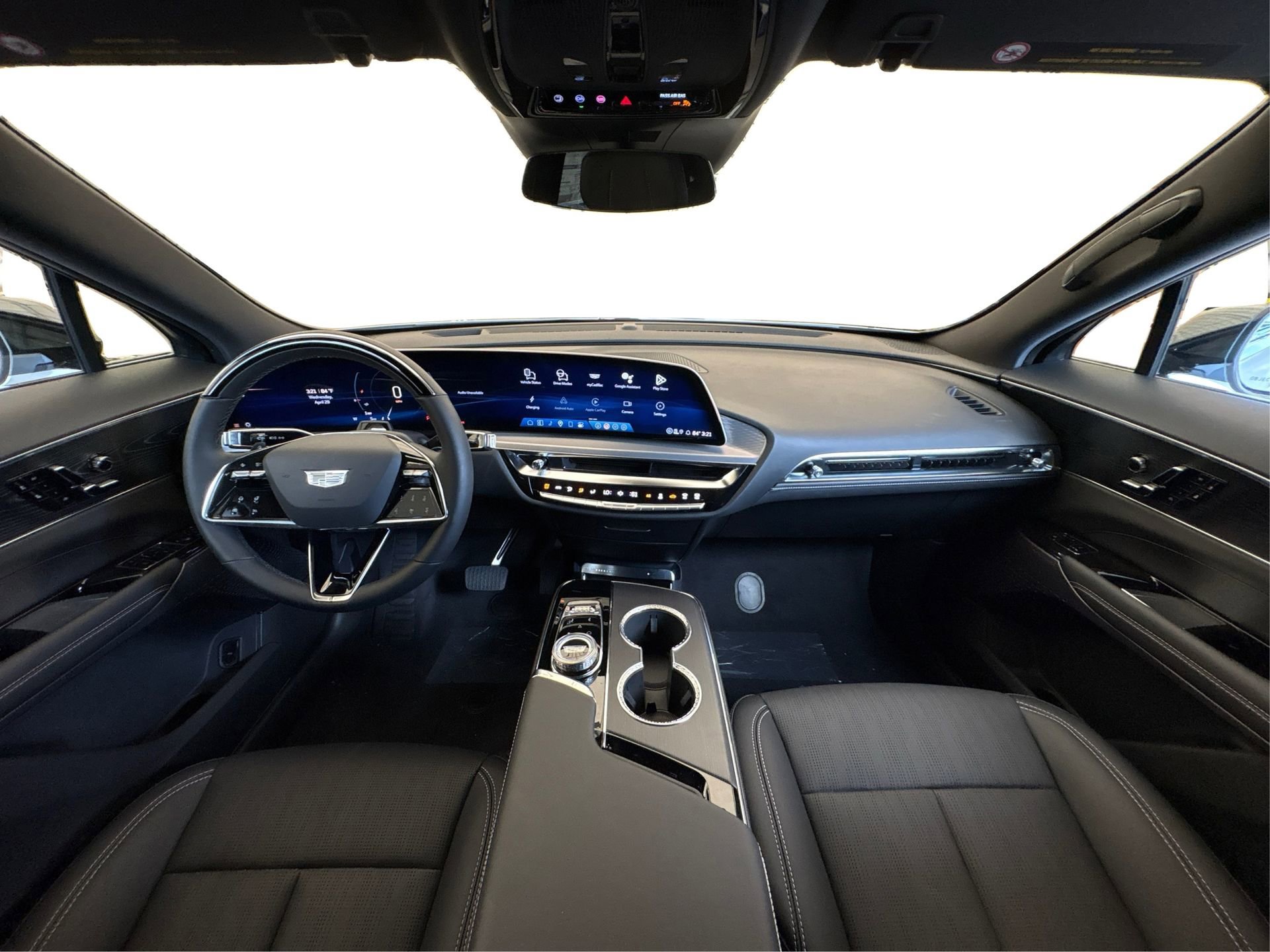 New 2026 Cadillac Lyriq Sport RWD image 21