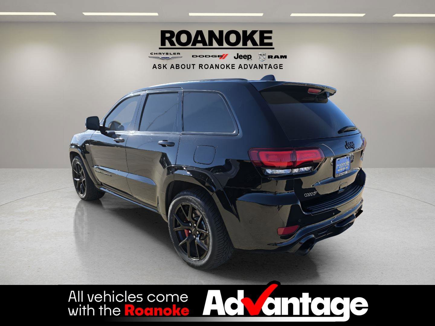 Used 2018 Jeep Grand Cherokee SRT image 7