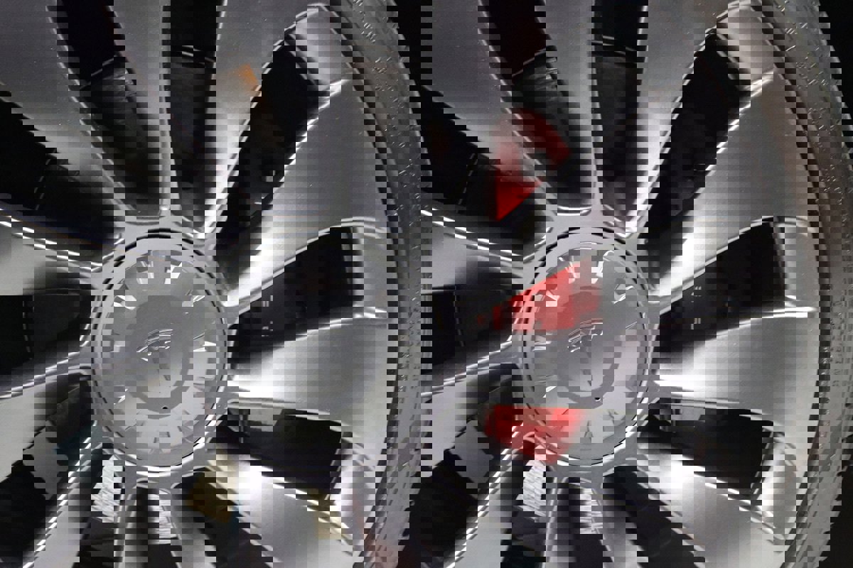 Used 2023 Tesla Model Y Performance image 6