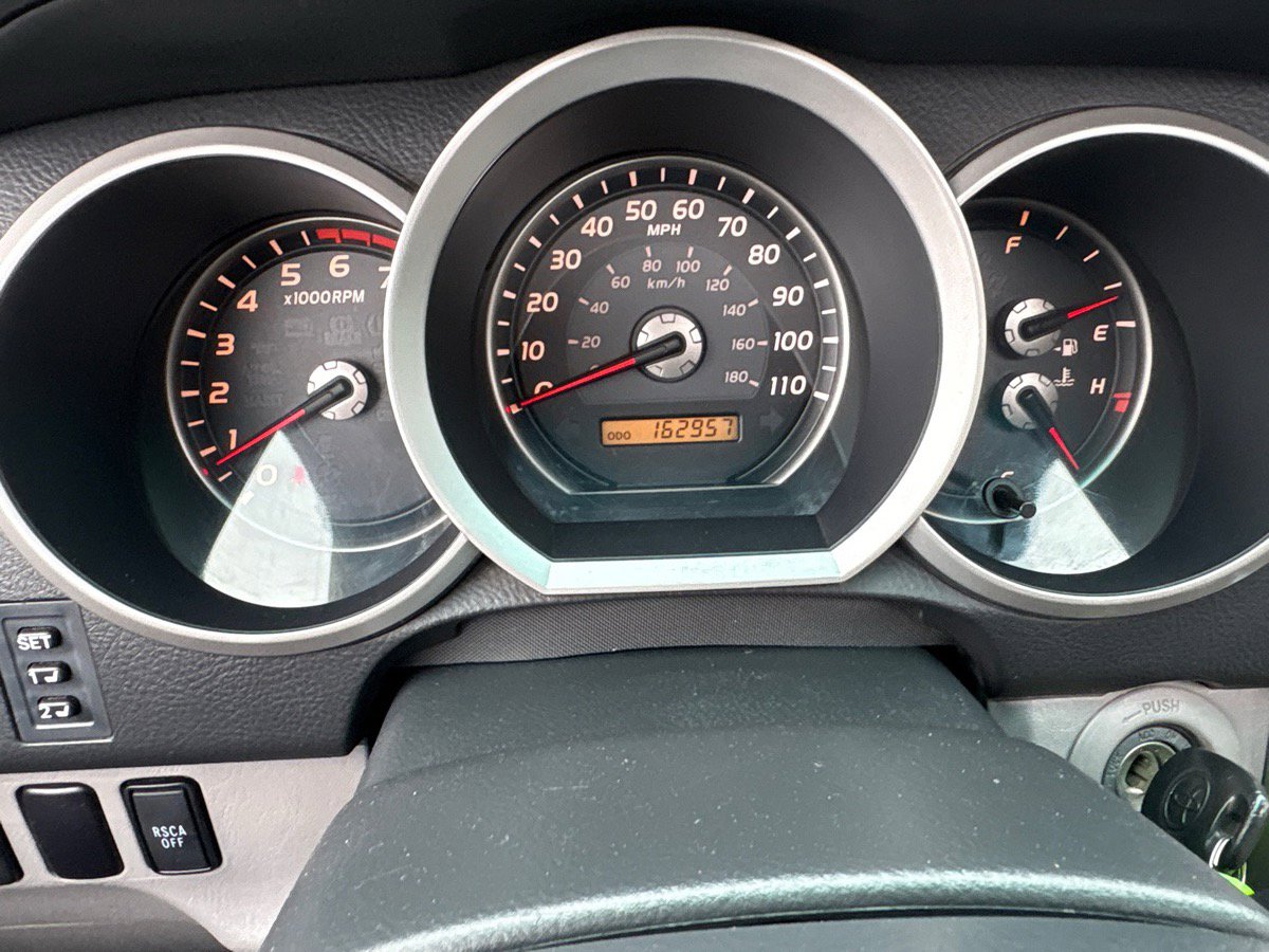 Used 2006 Toyota 4Runner Limited image 8