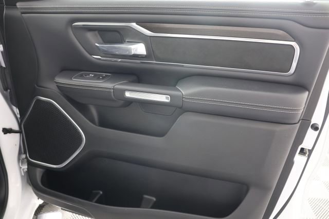 Used 2022 RAM 1500 Laramie AWD/4WD image 28