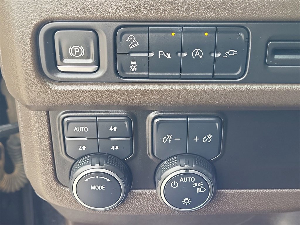 Used 2021 Chevrolet Tahoe Z71 image 27