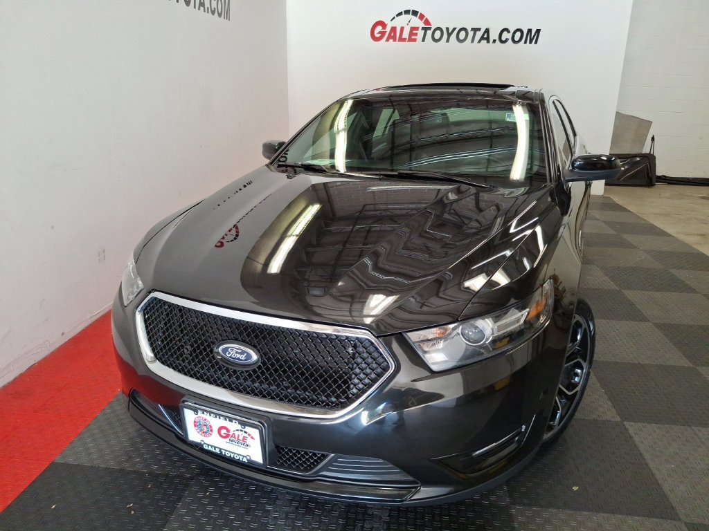 Used 2013 Ford Taurus SHO AWD/4WD image 3