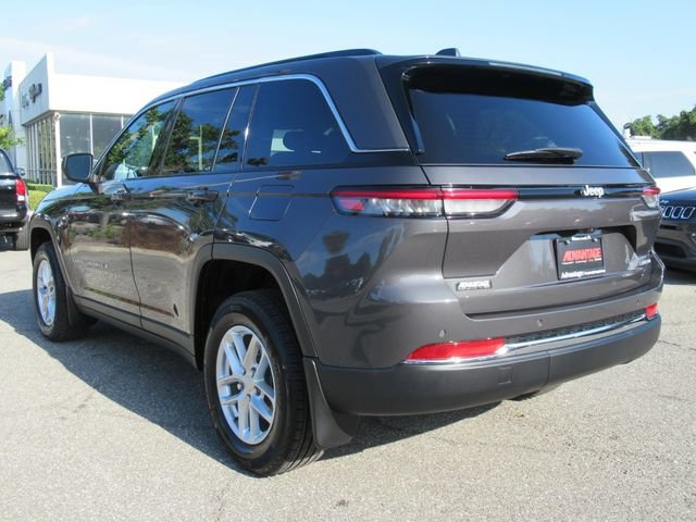 New 2026 Jeep Grand Cherokee Laredo X RWD image 5