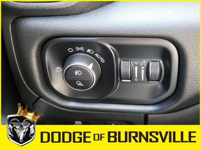 Used 2024 RAM 1500 Laramie AWD/4WD image 24
