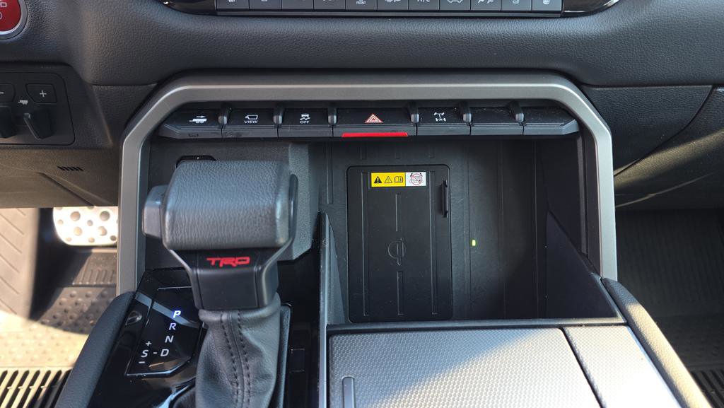 Used 2023 Toyota Sequoia Limited image 31