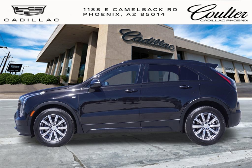 Used 2022 Cadillac XT4 Sport w/ Enhanced Visibility Package image 2
