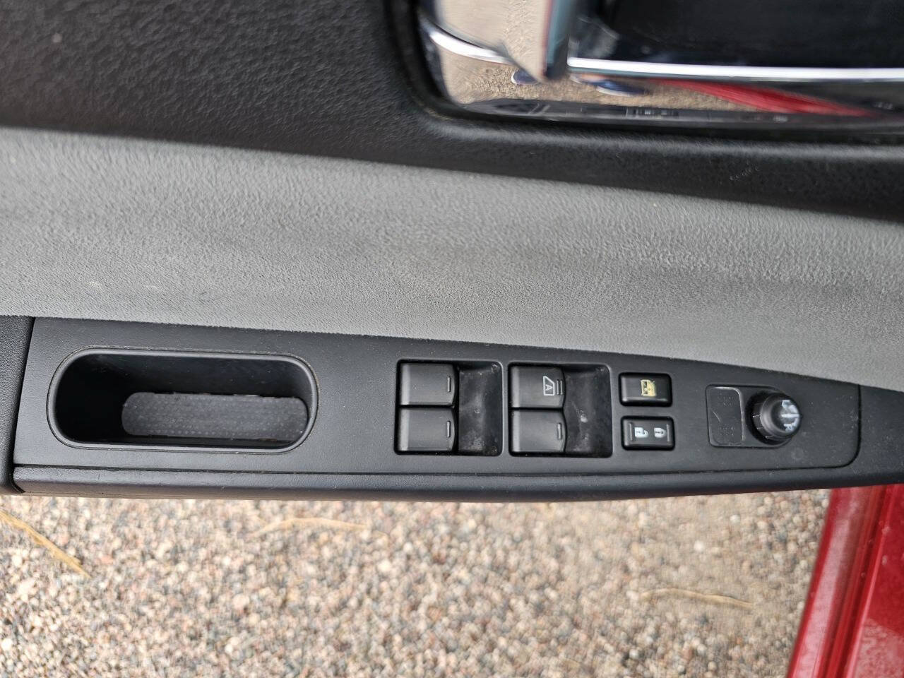 Used 2012 Nissan Sentra 2.0 S FWD image 13
