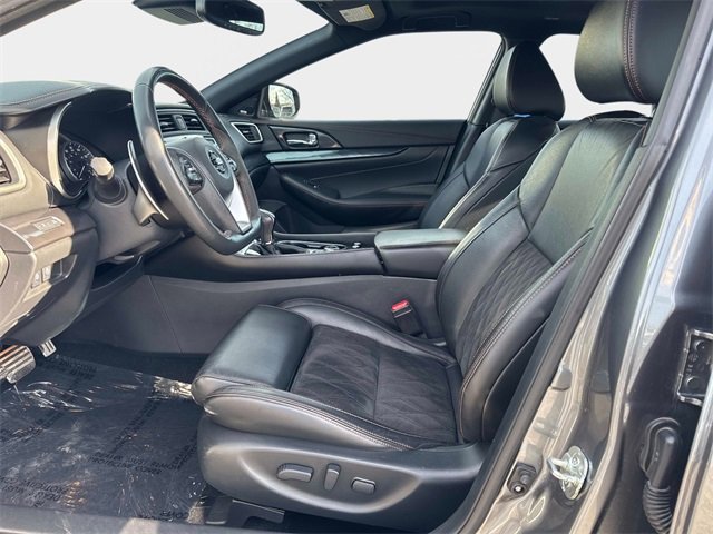 Used 2019 Nissan Maxima SR w/ Premium Package image 15