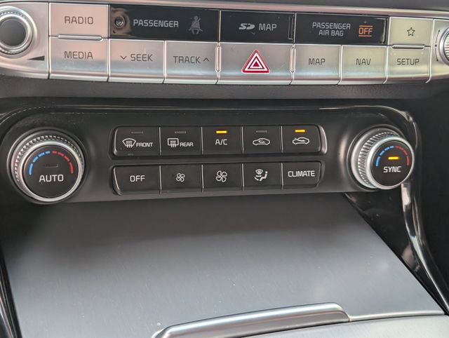 Used 2019 Kia Stinger GT2 image 21