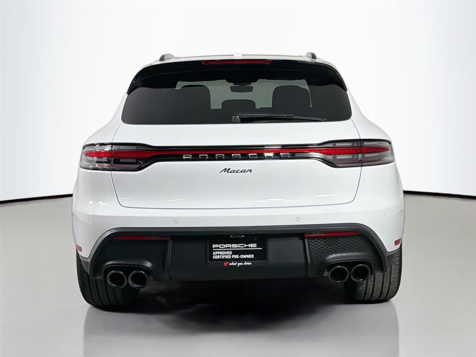Certified 2026 Porsche Macan Turbo AWD/4WD image 6