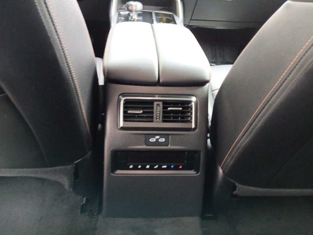 Certified 2024 MAZDA CX-90 3.3 Turbo w/ Preferred Plus image 12