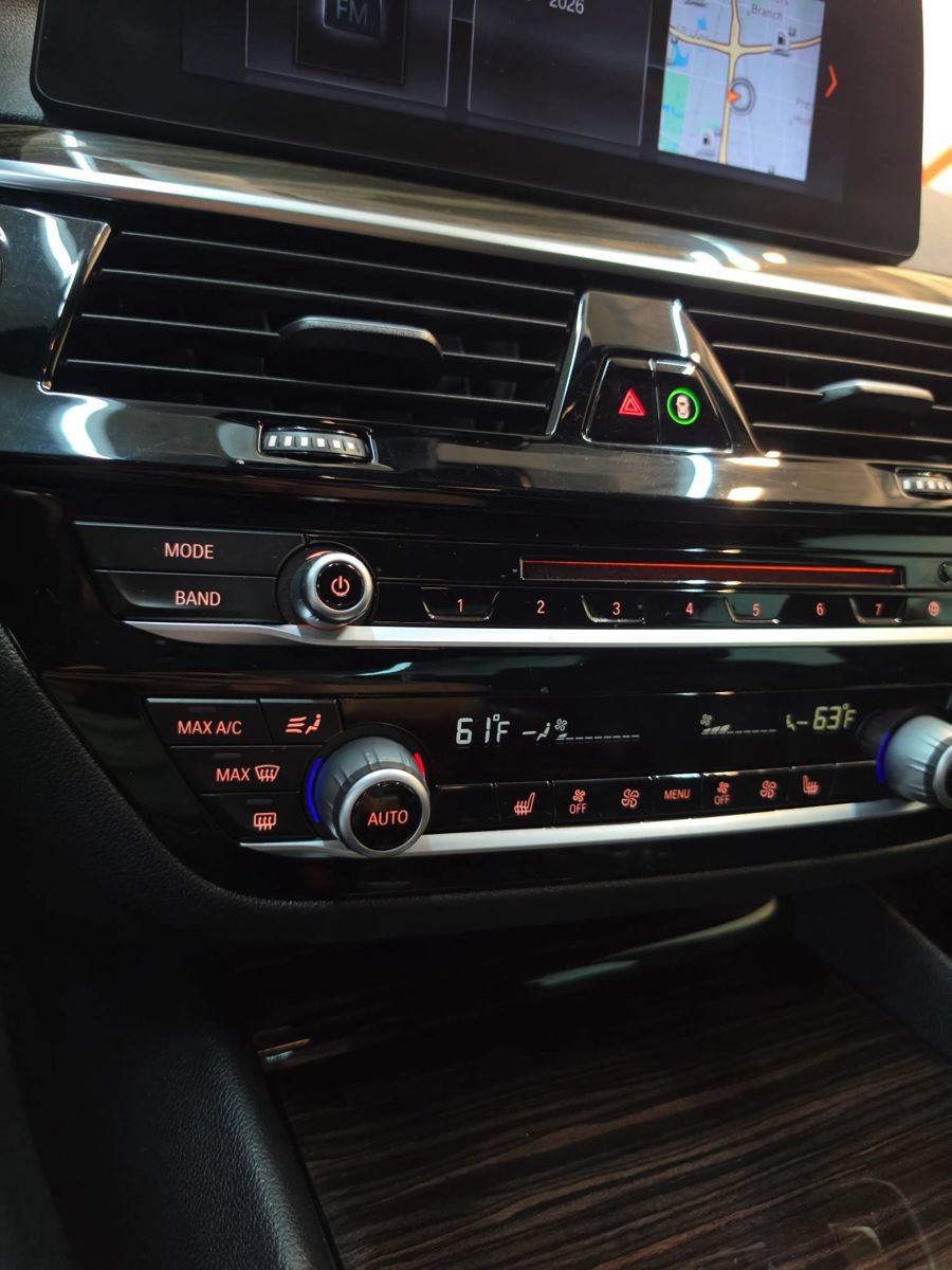 Used 2018 BMW 530i RWD image 35
