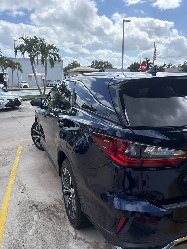 Used 2022 Lexus RX 350L FWD w/ Premium Package image 7