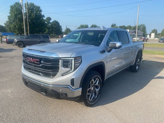 Used 2022 GMC Sierra 1500 SLT w/ SLT Premium Plus Package image 2