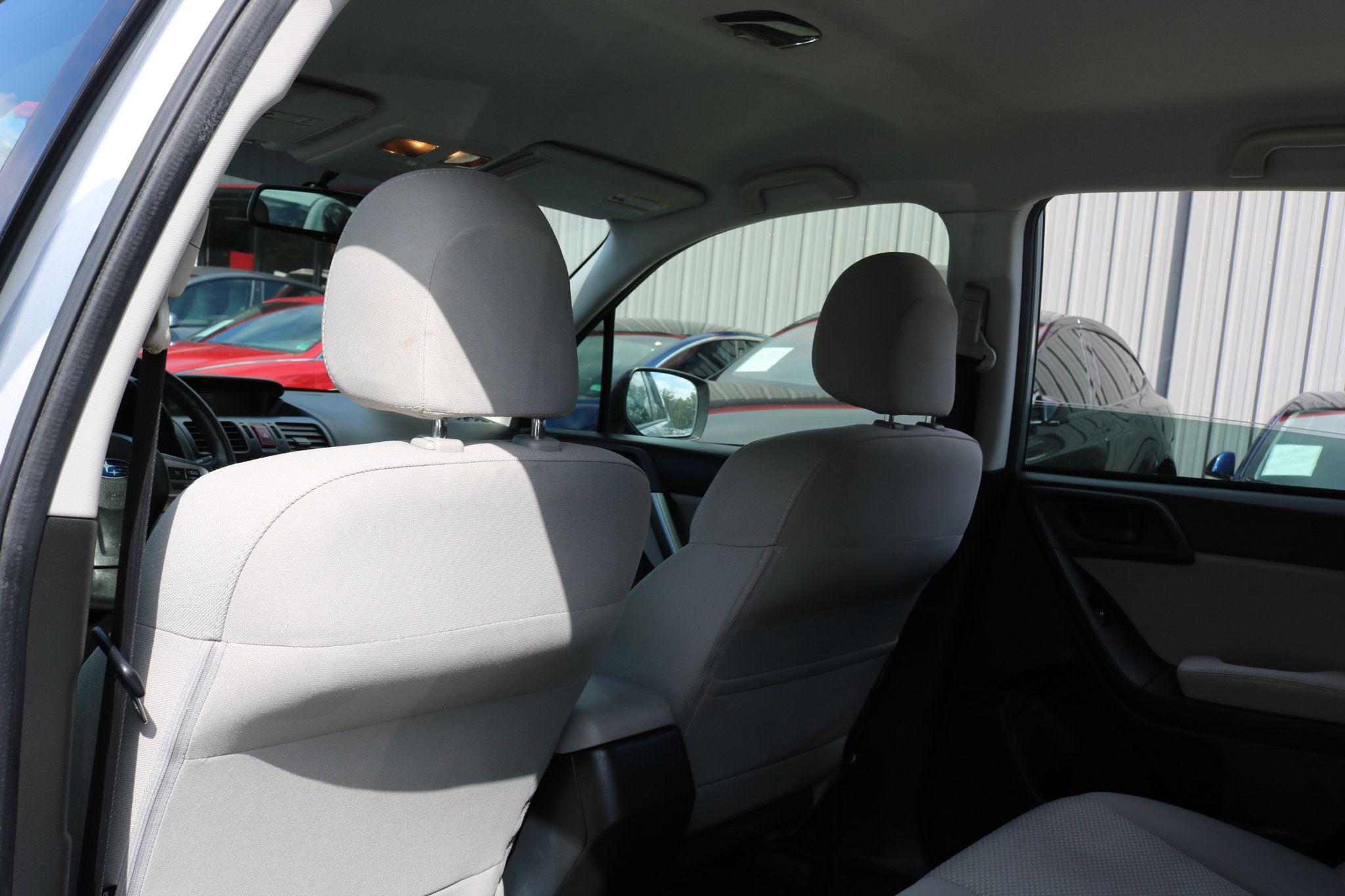 Used 2015 Subaru Forester 2.5i w/ Alloy Wheel Package image 31