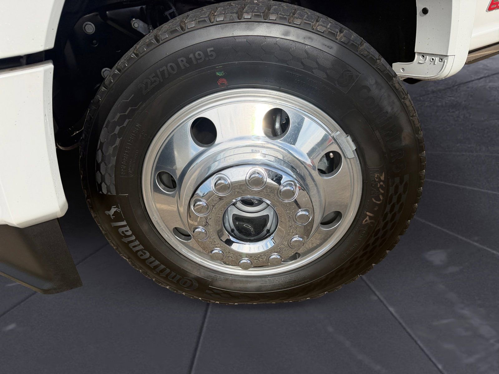 Used 2026 Ford F450 Platinum AWD/4WD image 13