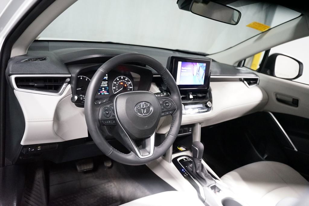 Certified 2023 Toyota Corolla Cross LE FWD image 11