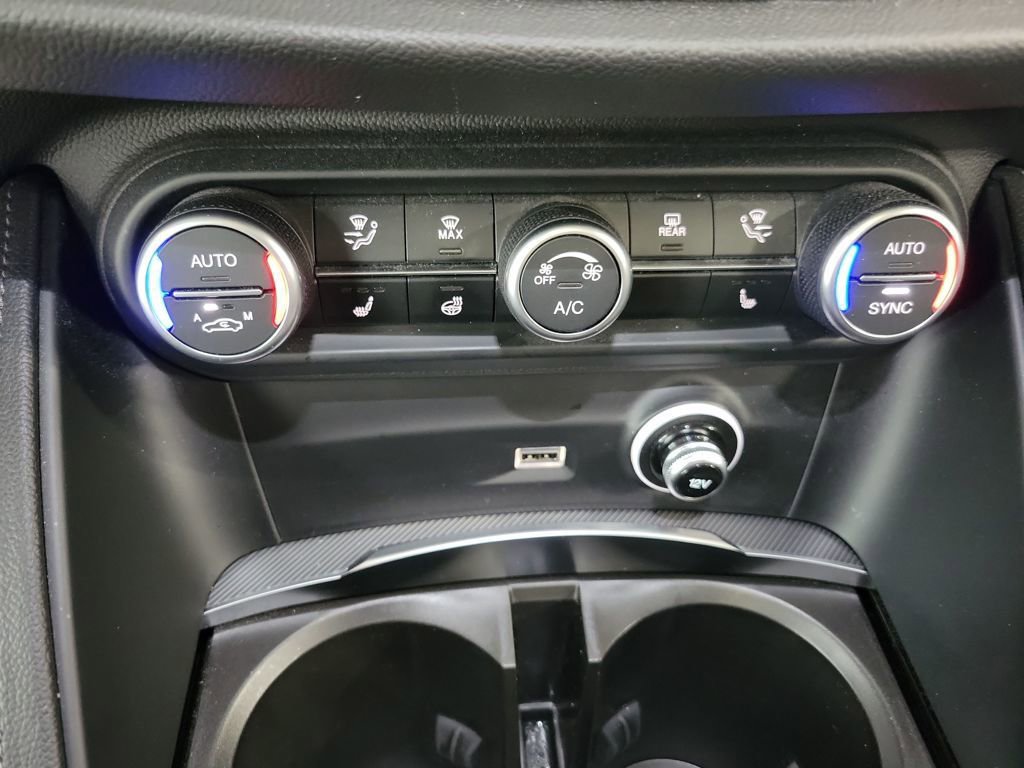 Used 2024 Alfa Romeo Stelvio Ti image 49