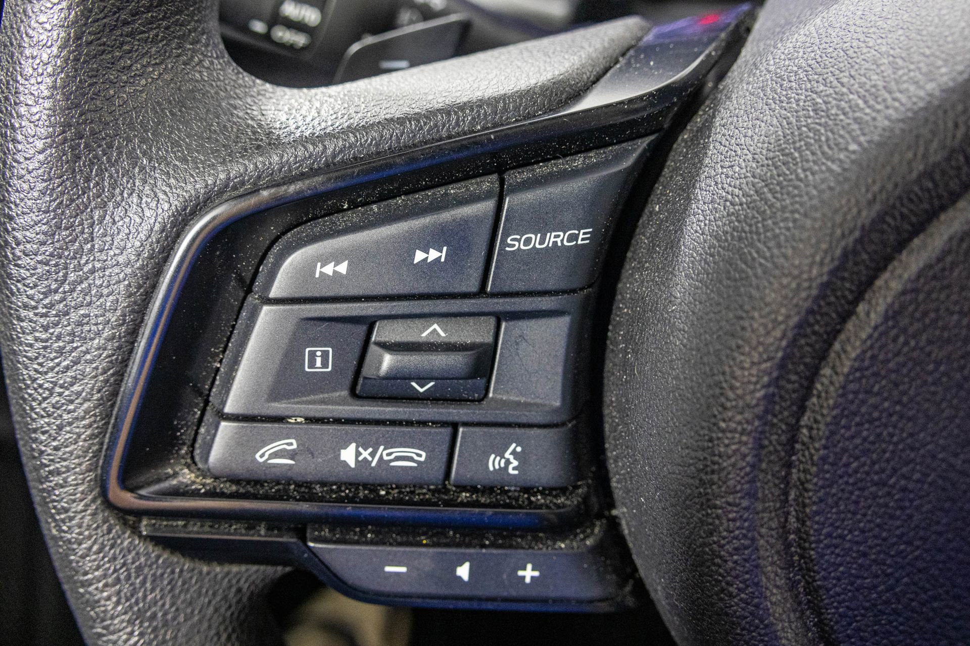 Used 2024 Subaru Crosstrek 2.0i Premium AWD/4WD image 33