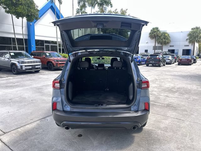 Used 2025 Ford Escape ST-Line FWD image 28