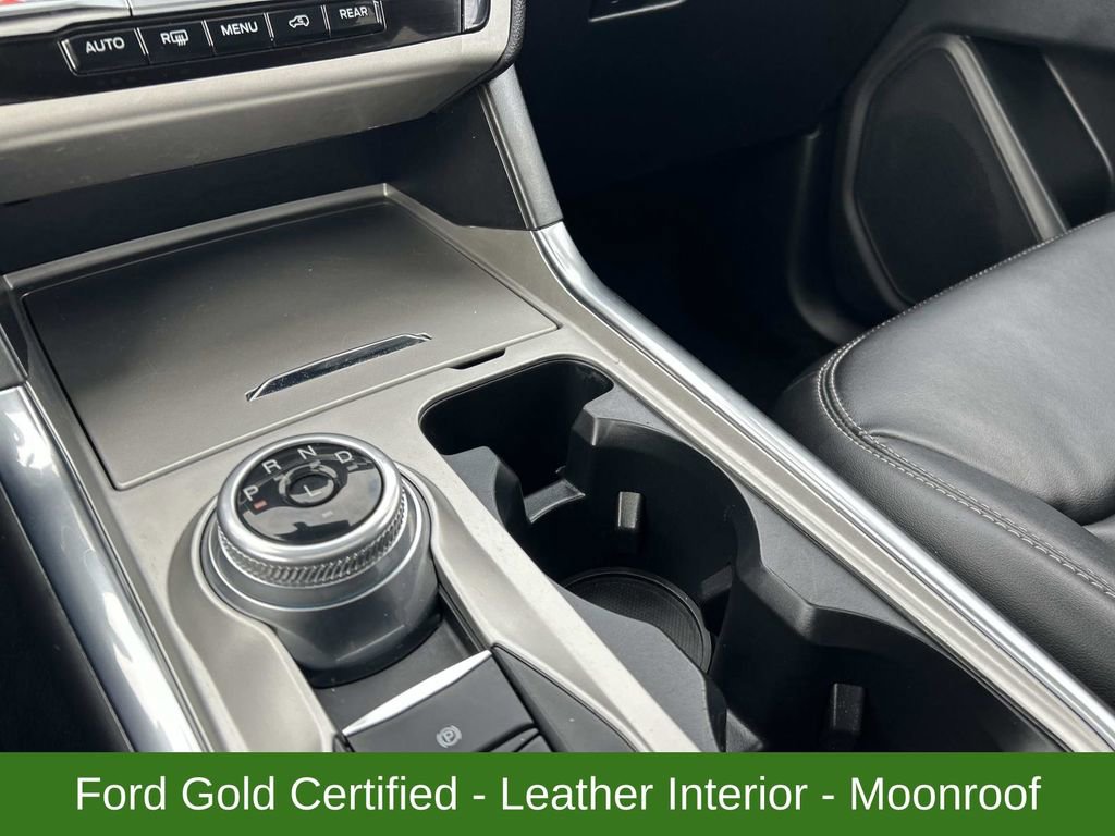 Certified 2022 Ford Explorer XLT w/ Equipment Group 202A image 32