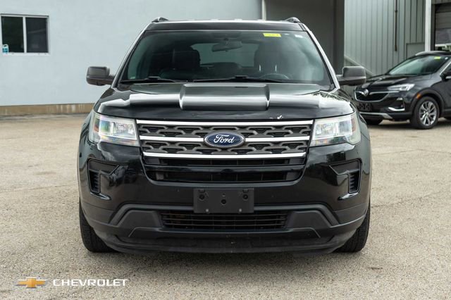 Used 2018 Ford Explorer FWD image 2