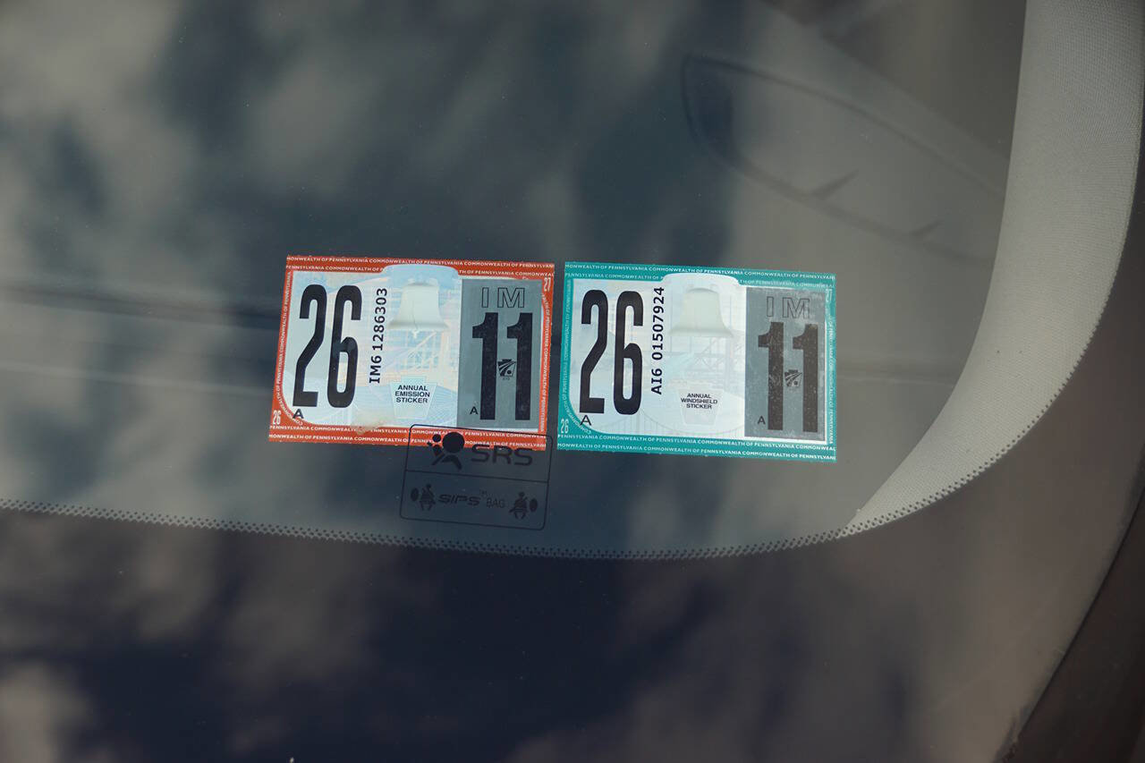 Used 2016 Volvo V60 T5 Premier w/ Convenience Package image 40